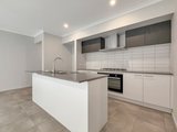 https://images.listonce.com.au/custom/160x/listings/10-newland-drive-armstrong-creek-vic-3217/890/01807890_img_01.jpg?LQPVqKJM8J4