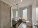 https://images.listonce.com.au/custom/160x/listings/10-newland-drive-armstrong-creek-vic-3217/890/01807890_img_02.jpg?L_qq-1n5j_Y