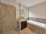 https://images.listonce.com.au/custom/160x/listings/10-newland-drive-armstrong-creek-vic-3217/890/01807890_img_07.jpg?XTg7vdnfiWo