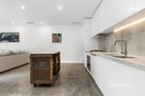 https://images.listonce.com.au/custom/160x/listings/10-newry-street-windsor-vic-3181/826/01898826_img_04.jpg?Zy1azXJDp-g