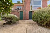 https://images.listonce.com.au/custom/160x/listings/10-north-avenue-strathmore-vic-3041/688/01573688_img_10.jpg?Y5DBd_4VcIE