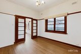 https://images.listonce.com.au/custom/160x/listings/10-osborne-avenue-bentleigh-vic-3204/211/01934211_img_07.jpg?3z2bDJQQuuU