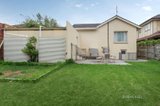 https://images.listonce.com.au/custom/160x/listings/10-outlook-drive-camberwell-vic-3124/707/01638707_img_10.jpg?ukwXHweX5uc