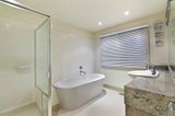 https://images.listonce.com.au/custom/160x/listings/10-pacific-avenue-sorrento-vic-3943/855/00407855_img_09.jpg?eHxIJKpUJXU