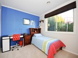 https://images.listonce.com.au/custom/160x/listings/10-paula-way-chirnside-park-vic-3116/472/01871472_img_11.jpg?FEUnlIPJZ_k