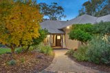 https://images.listonce.com.au/custom/160x/listings/10-peter-street-eltham-vic-3095/396/00797396_img_13.jpg?Ix_78c8sLSc