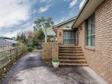 https://images.listonce.com.au/custom/160x/listings/10-polaris-way-chirnside-park-vic-3116/210/01524210_img_13.jpg?YjQfpXMtATo