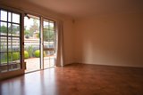 https://images.listonce.com.au/custom/160x/listings/10-prince-edward-avenue-mitcham-vic-3132/921/01752921_img_07.jpg?N7DnZ_3ZoFk