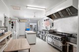 https://images.listonce.com.au/custom/160x/listings/10-ranch-road-daylesford-vic-3460/914/01717914_img_19.jpg?tO59bxpxQFs