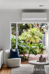 https://images.listonce.com.au/custom/160x/listings/10-rayern-court-bentleigh-east-vic-3165/290/01954290_img_19.jpg?CwXstt-uQzc