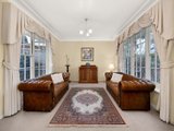 https://images.listonce.com.au/custom/160x/listings/10-reading-avenue-balwyn-north-vic-3104/371/01685371_img_02.jpg?fwttQlFGf48