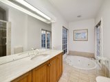https://images.listonce.com.au/custom/160x/listings/10-reading-avenue-balwyn-north-vic-3104/371/01685371_img_06.jpg?j2vejeK37FM