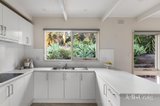 https://images.listonce.com.au/custom/160x/listings/10-riverview-road-montmorency-vic-3094/886/01980886_img_05.jpg?EU9lsGG42fE