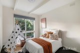 https://images.listonce.com.au/custom/160x/listings/10-riverview-road-montmorency-vic-3094/886/01980886_img_10.jpg?9UC7jGyw-0c
