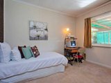 https://images.listonce.com.au/custom/160x/listings/10-rosebank-avenue-strathmore-vic-3041/456/00847456_img_07.jpg?AANhbpkB_YU