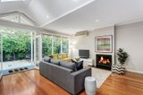 https://images.listonce.com.au/custom/160x/listings/10-roseberry-street-hawthorn-east-vic-3123/222/00584222_img_05.jpg?H79bf6Hp-QA