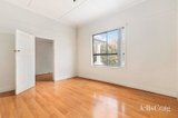 https://images.listonce.com.au/custom/160x/listings/10-royal-avenue-essendon-north-vic-3041/467/01841467_img_06.jpg?iwNwwVJ2574