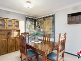 https://images.listonce.com.au/custom/160x/listings/10-royal-avenue-mooroolbark-vic-3138/880/01524880_img_05.jpg?mh1gskIxcR4