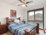 https://images.listonce.com.au/custom/160x/listings/10-royal-avenue-mooroolbark-vic-3138/880/01524880_img_11.jpg?7dLaYNnWOho