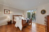 https://images.listonce.com.au/custom/160x/listings/10-roycliff-court-box-hill-north-vic-3129/002/00236002_img_05.jpg?CwCjENfTGIY