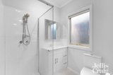 https://images.listonce.com.au/custom/160x/listings/10-saltwater-crescent-maribyrnong-vic-3032/674/01732674_img_09.jpg?0qv2lca1BkA
