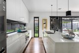 https://images.listonce.com.au/custom/160x/listings/10-selkirk-avenue-mckinnon-vic-3204/326/01990326_img_02.jpg?HgOOVywPSVA