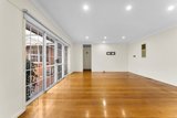 https://images.listonce.com.au/custom/160x/listings/10-sesame-street-mount-waverley-vic-3149/430/01943430_img_05.jpg?sPbdPKJWKcw