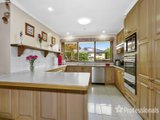 https://images.listonce.com.au/custom/160x/listings/10-sewart-close-vermont-south-vic-3133/846/01525846_img_11.jpg?tE7JSutyZQ0