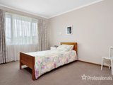 https://images.listonce.com.au/custom/160x/listings/10-sewart-close-vermont-south-vic-3133/846/01525846_img_18.jpg?jsI4GuNN2TA