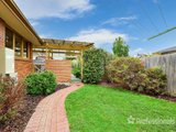 https://images.listonce.com.au/custom/160x/listings/10-sewart-close-vermont-south-vic-3133/846/01525846_img_24.jpg?D89XgM16Bzc