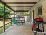 https://images.listonce.com.au/custom/160x/listings/10-sheldon-avenue-mooroolbark-vic-3138/368/01526368_img_10.jpg?1Q5bemNdBYE