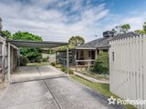 https://images.listonce.com.au/custom/160x/listings/10-sheldon-avenue-mooroolbark-vic-3138/368/01526368_img_12.jpg?ABMQR4laY1o