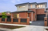https://images.listonce.com.au/custom/160x/listings/10-small-road-bentleigh-vic-3204/632/01861632_img_01.jpg?2dJfmaPtSPw