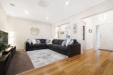 https://images.listonce.com.au/custom/160x/listings/10-sophie-place-greensborough-vic-3088/272/01439272_img_07.jpg?I-vf1lJdn5Y