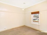 https://images.listonce.com.au/custom/160x/listings/10-steele-street-newport-vic-3015/924/01203924_img_04.jpg?3p9zoav3UJk