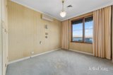 https://images.listonce.com.au/custom/160x/listings/10-stirling-crescent-glen-waverley-vic-3150/096/01819096_img_09.jpg?D9wN2jxCoq4