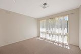 https://images.listonce.com.au/custom/160x/listings/10-stringybark-court-ringwood-north-vic-3134/470/01652470_img_05.jpg?rnpS3W1dnac