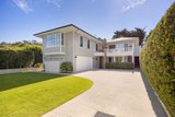 https://images.listonce.com.au/custom/160x/listings/10-sullivan-street-sorrento-vic-3943/317/01919317_img_02.jpg?fdgBhuM2K8A