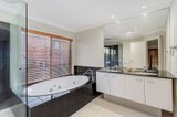 https://images.listonce.com.au/custom/160x/listings/10-tessa-court-mount-waverley-vic-3149/276/00336276_img_07.jpg?UnNE_4qivVs