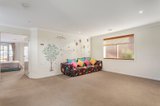 https://images.listonce.com.au/custom/160x/listings/10-tessa-court-mount-waverley-vic-3149/276/00336276_img_08.jpg?JBCpYqPx1Rc