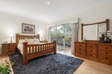 https://images.listonce.com.au/custom/160x/listings/10-timberglades-park-orchards-vic-3114/484/00856484_img_10.jpg?0wTqLK3G1co