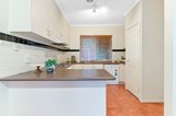 https://images.listonce.com.au/custom/160x/listings/10-tulloch-grove-glen-waverley-vic-3150/475/01937475_img_04.jpg?TDBAi0SPCoQ