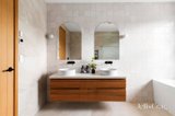 https://images.listonce.com.au/custom/160x/listings/10-vale-road-diamond-creek-vic-3089/608/01809608_img_19.jpg?uoPuuVt-GFo