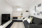 https://images.listonce.com.au/custom/160x/listings/10-valonia-drive-eltham-vic-3095/476/01575476_img_15.jpg?buH4c7c7Jeo