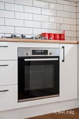 https://images.listonce.com.au/custom/160x/listings/10-vega-close-lilydale-vic-3140/731/01914731_img_03.jpg?h3snYKm4aQQ