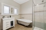 https://images.listonce.com.au/custom/160x/listings/10-velra-avenue-murrumbeena-vic-3163/496/00571496_img_08.jpg?titutN-mpR8