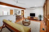 https://images.listonce.com.au/custom/160x/listings/10-view-hill-crescent-eltham-vic-3095/035/00730035_img_07.jpg?Hd7HAukDR2U