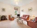 https://images.listonce.com.au/custom/160x/listings/10-view-hill-road-balwyn-north-vic-3104/972/01683972_img_02.jpg?kA5-cQiBuBk
