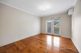 https://images.listonce.com.au/custom/160x/listings/10-vincent-street-daylesford-vic-3460/407/01575407_img_19.jpg?VFurKfJ-hjA