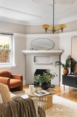 https://images.listonce.com.au/custom/160x/listings/10-waltham-street-richmond-vic-3121/507/01932507_img_16.jpg?3QmzeynzibM